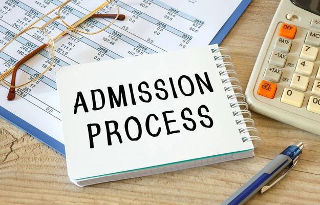 How to Get In: Admission Process at Fashion Colleges